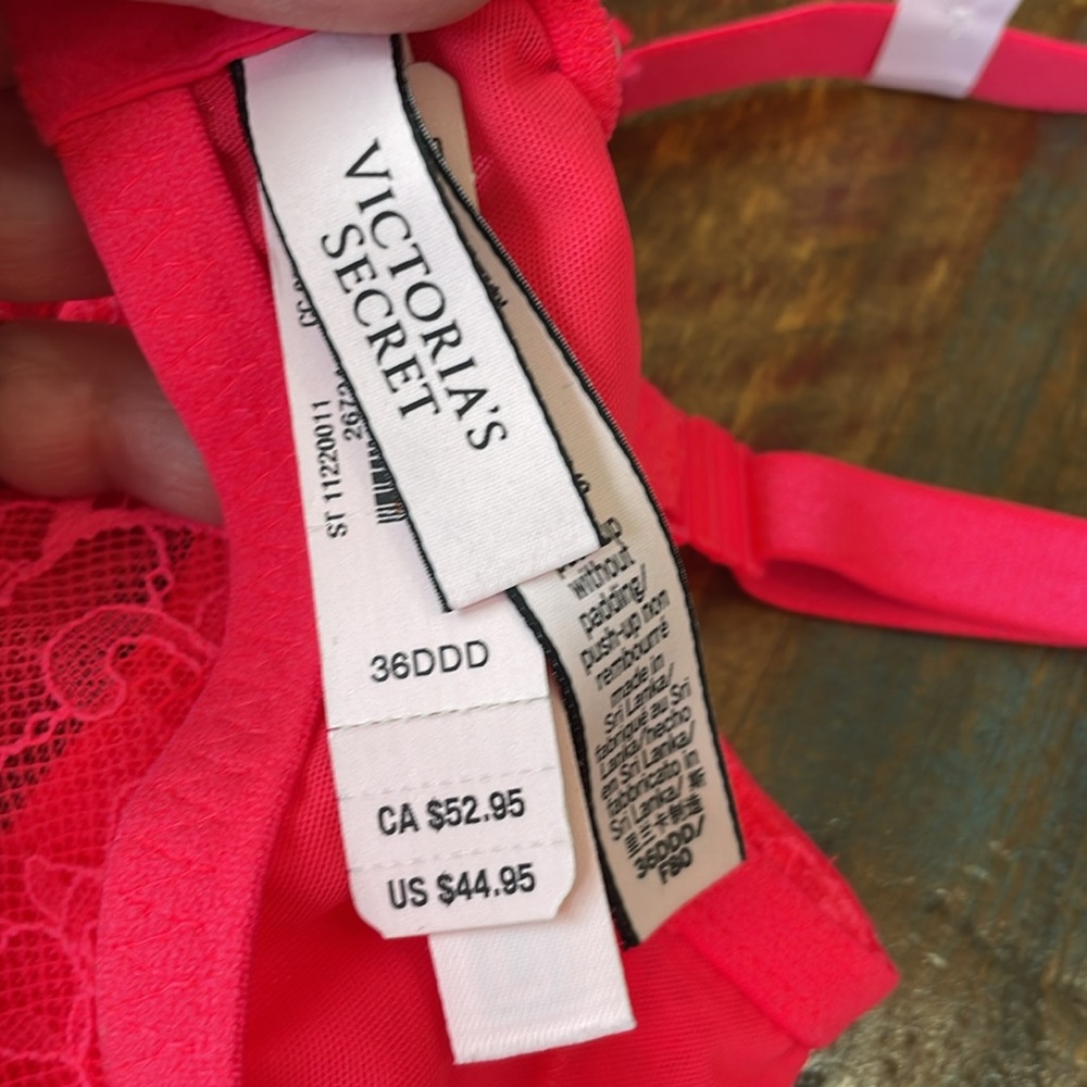 Victoria’s Secret bra - Picture 3 of 7